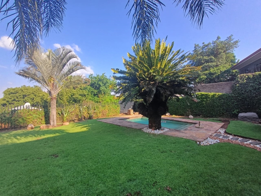 3 Bedroom Property for Sale in Kosmos North West